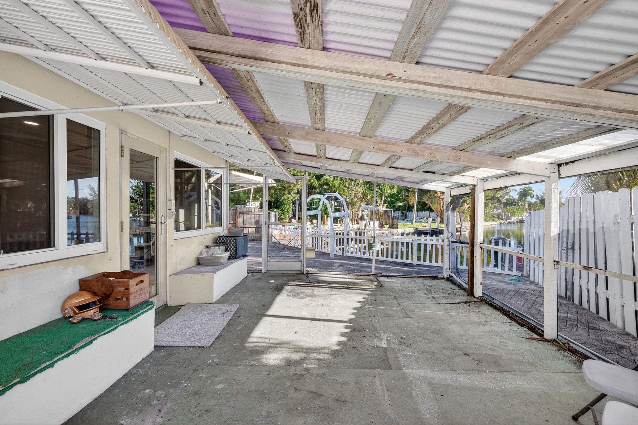 Coral Brook 37-18 B - Residential