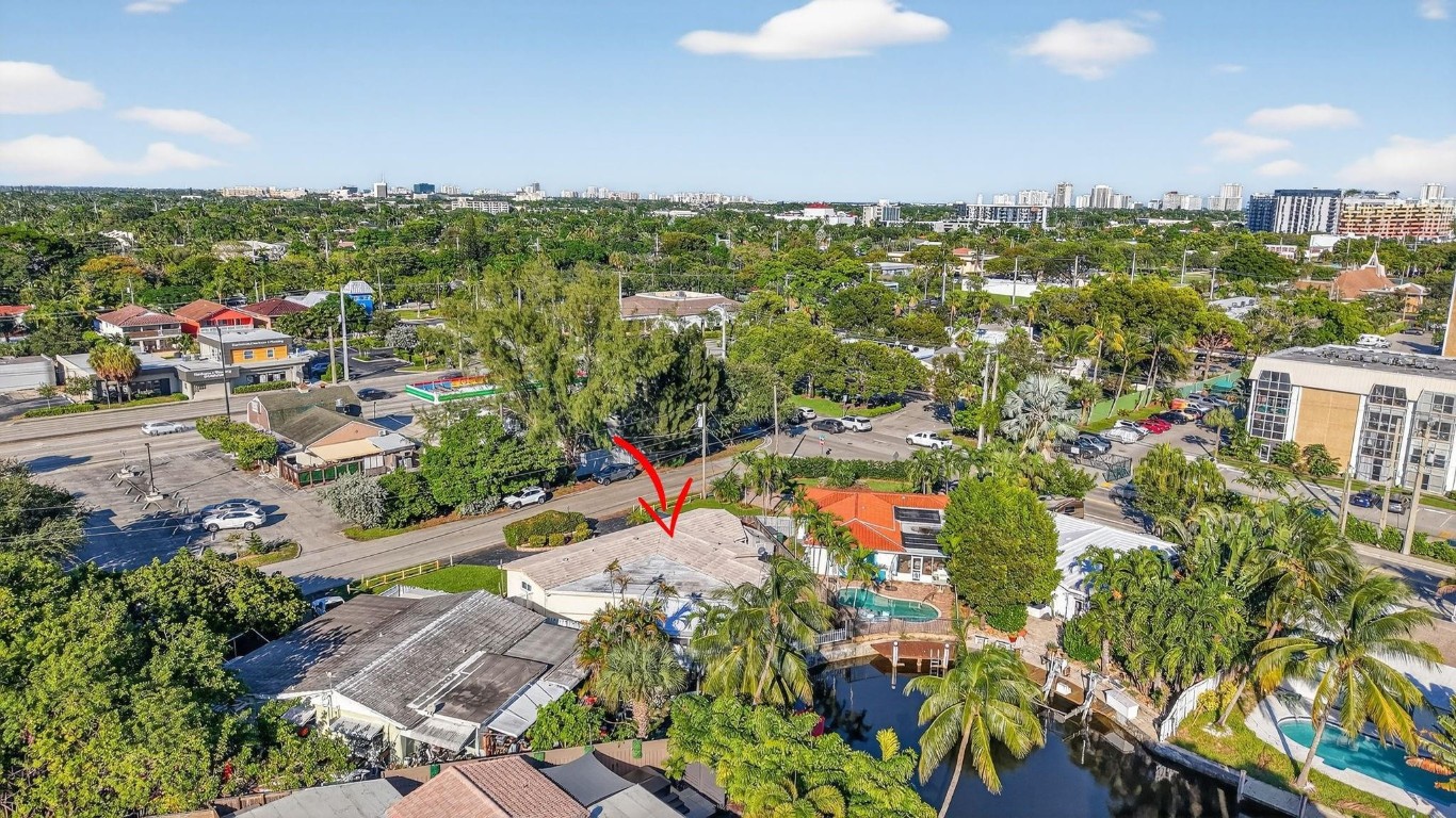 Coral Brook 37-18 B - Residential