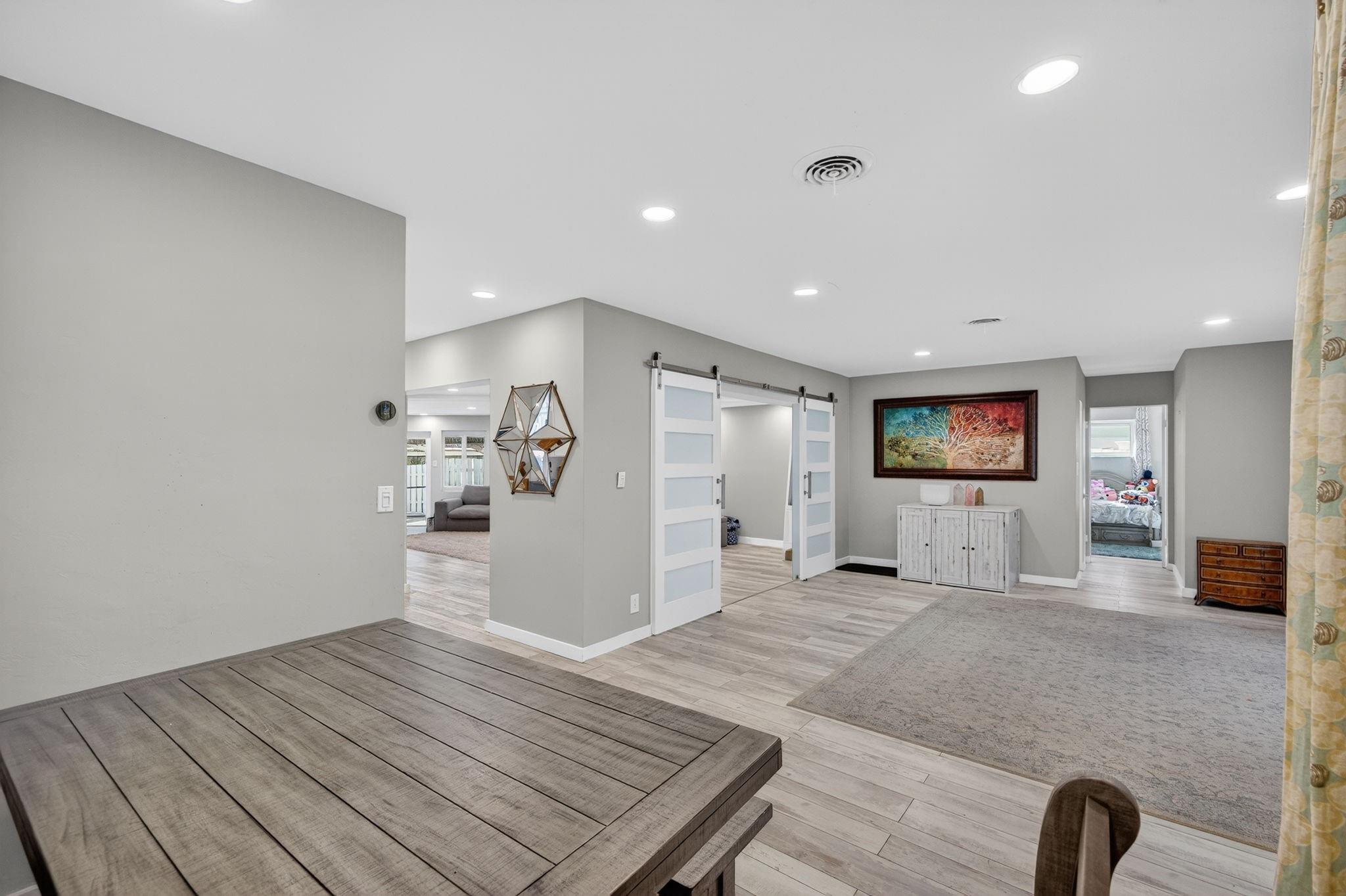 Coral Brook 37-18 B - Residential