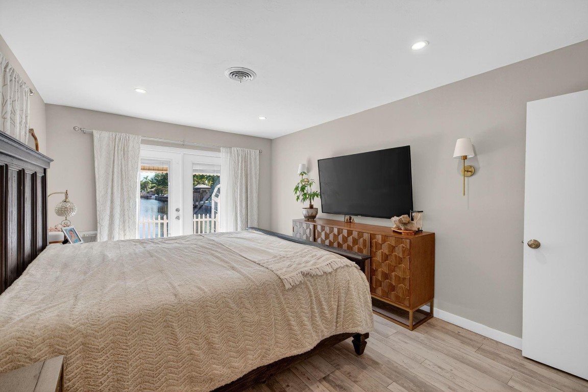 Coral Brook 37-18 B - Residential