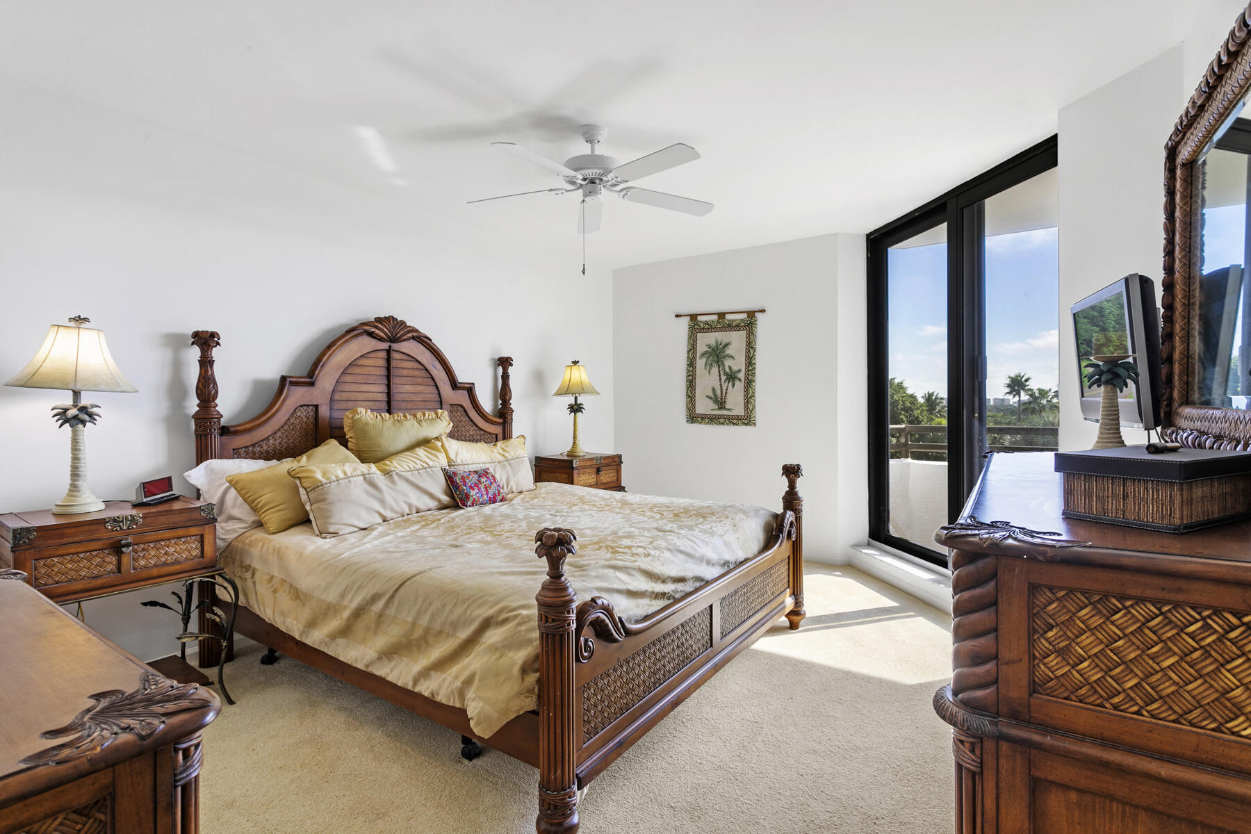 JONATHANS LANDING (SOUTHPORTE ONE) - Residential