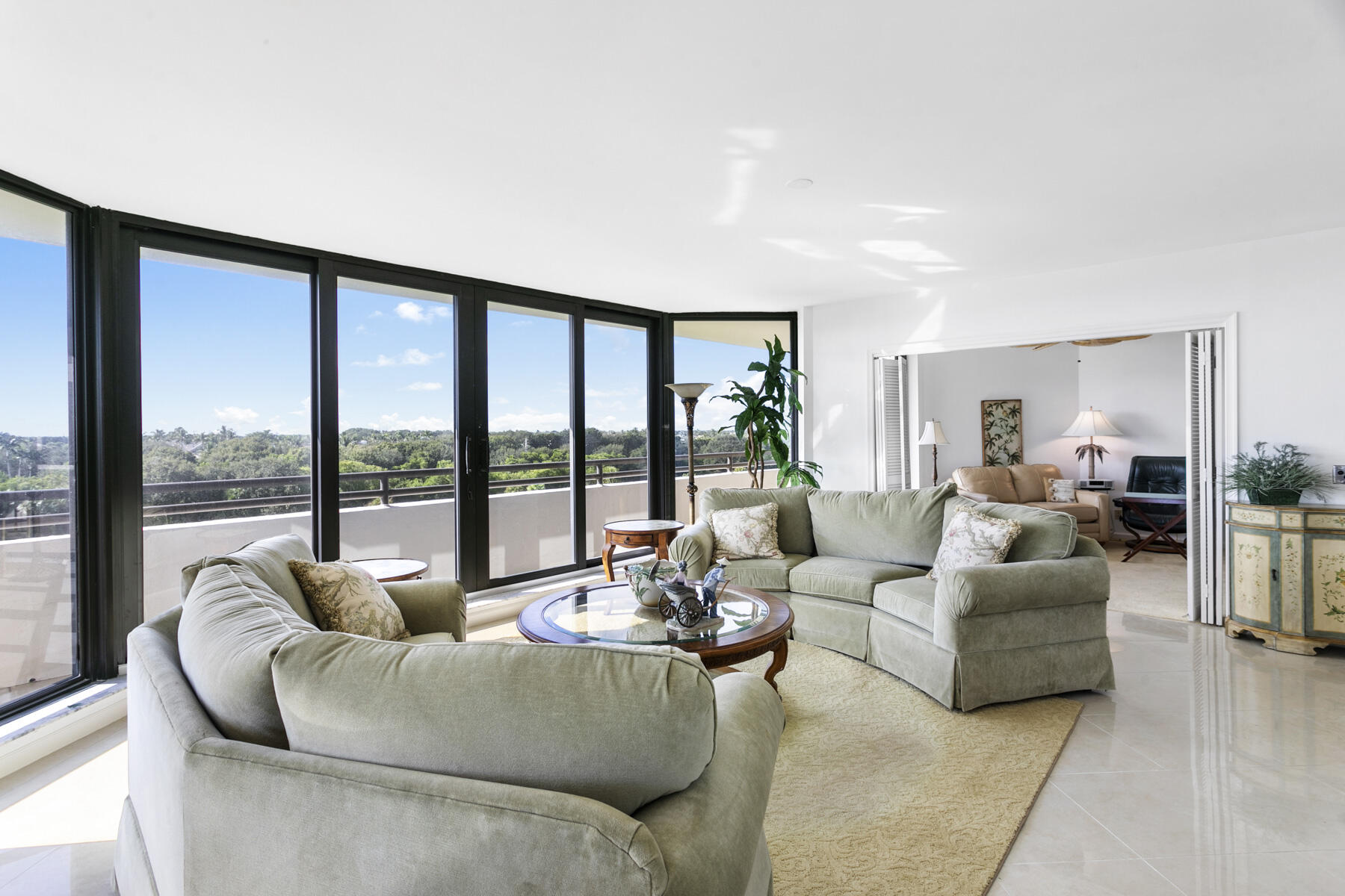 JONATHANS LANDING (SOUTHPORTE ONE) - Residential