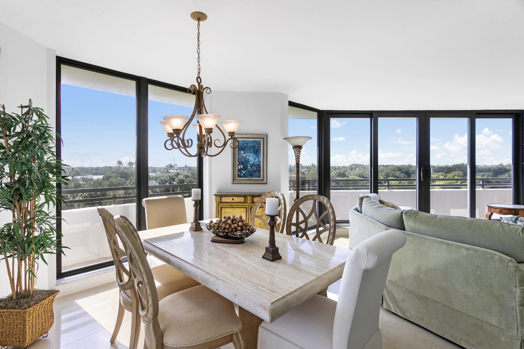 JONATHANS LANDING (SOUTHPORTE ONE) - Residential