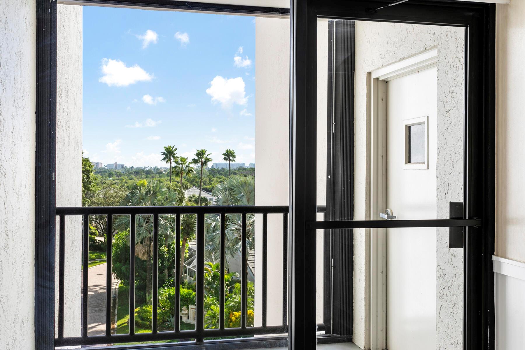 JONATHANS LANDING (SOUTHP - Residential