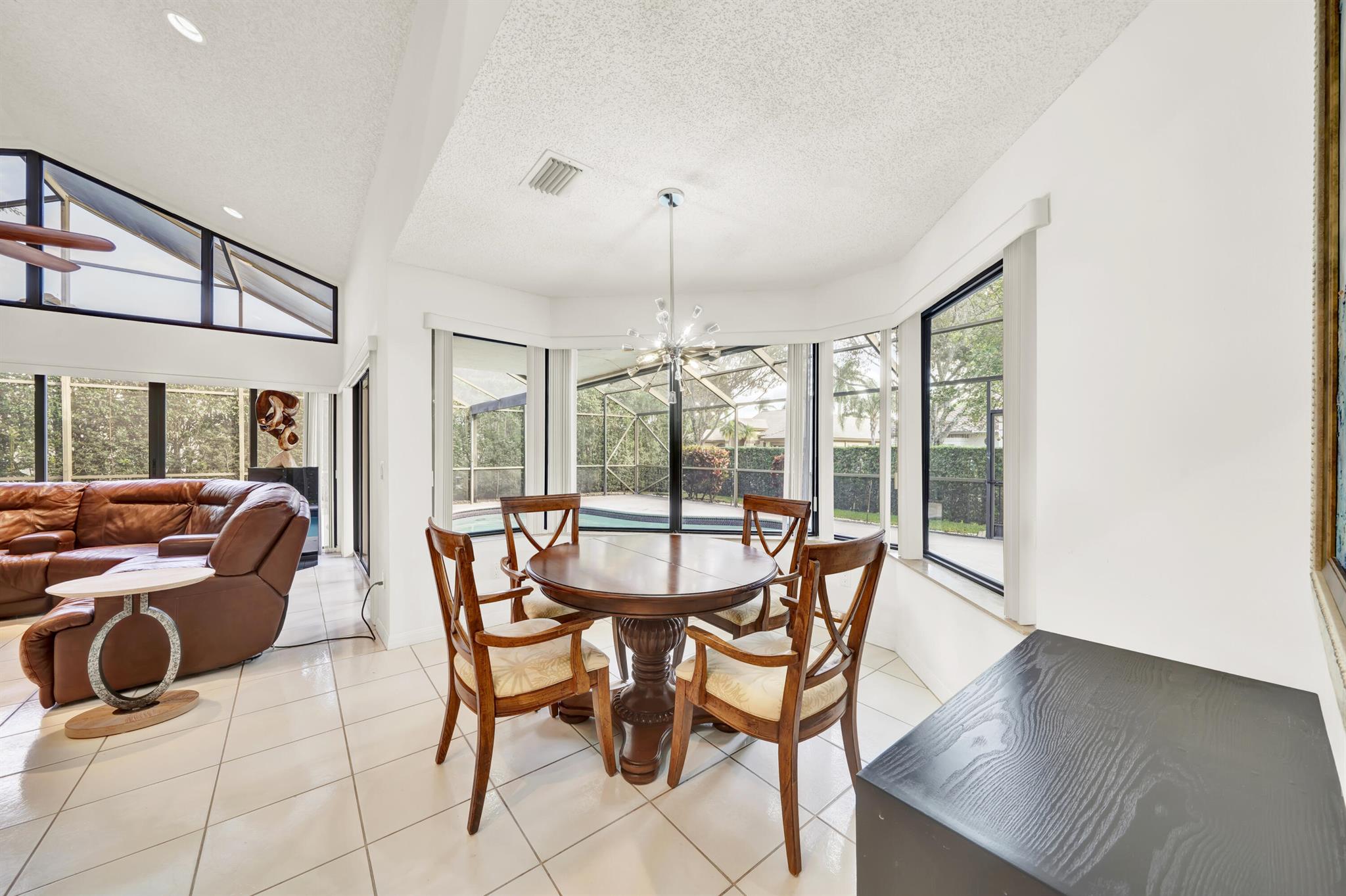 TRACT C OF MISSION BAY - Residential Lease