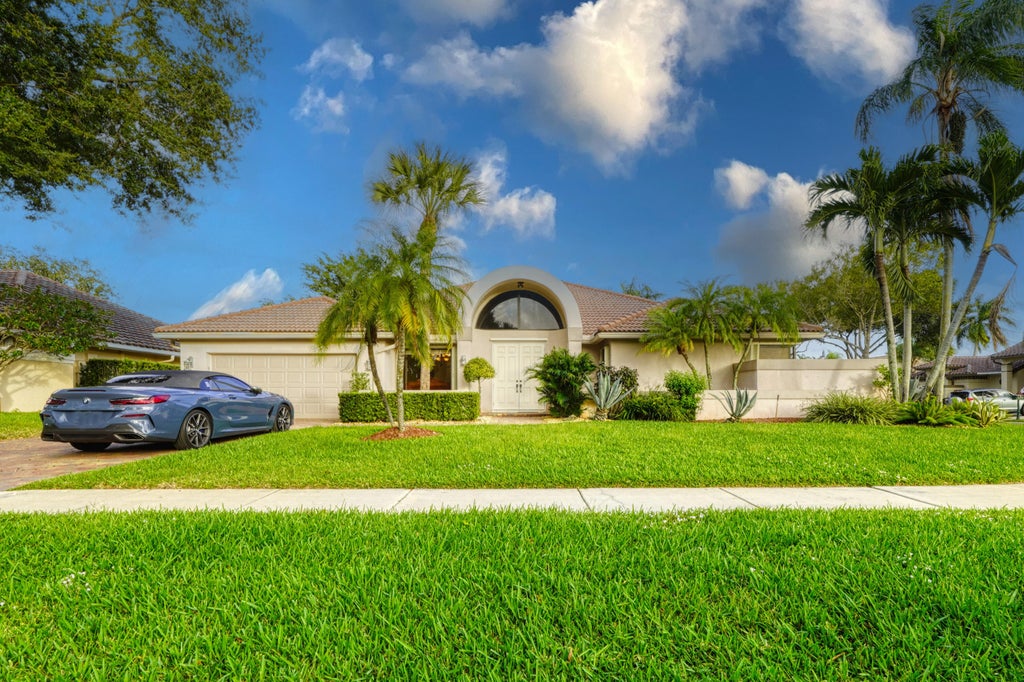 Photo of 20513 Sausalito Drive, Boca Raton, FL 33498 (MLS # R11143291)