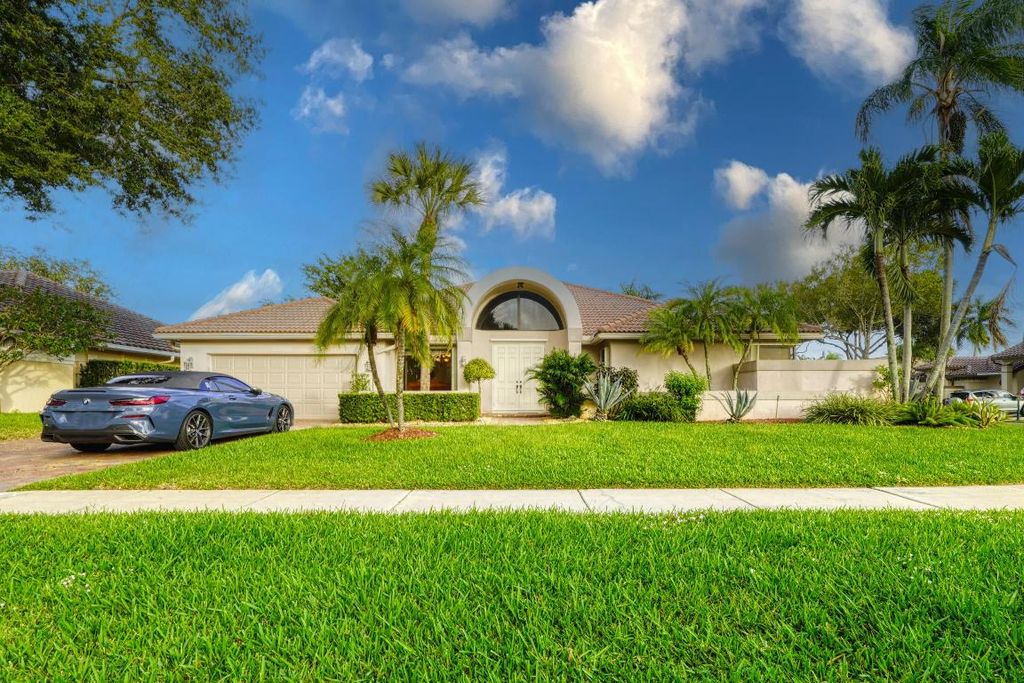 Photo of 20513 Sausalito Drive, Boca Raton, FL 33498 (MLS # R11143291)