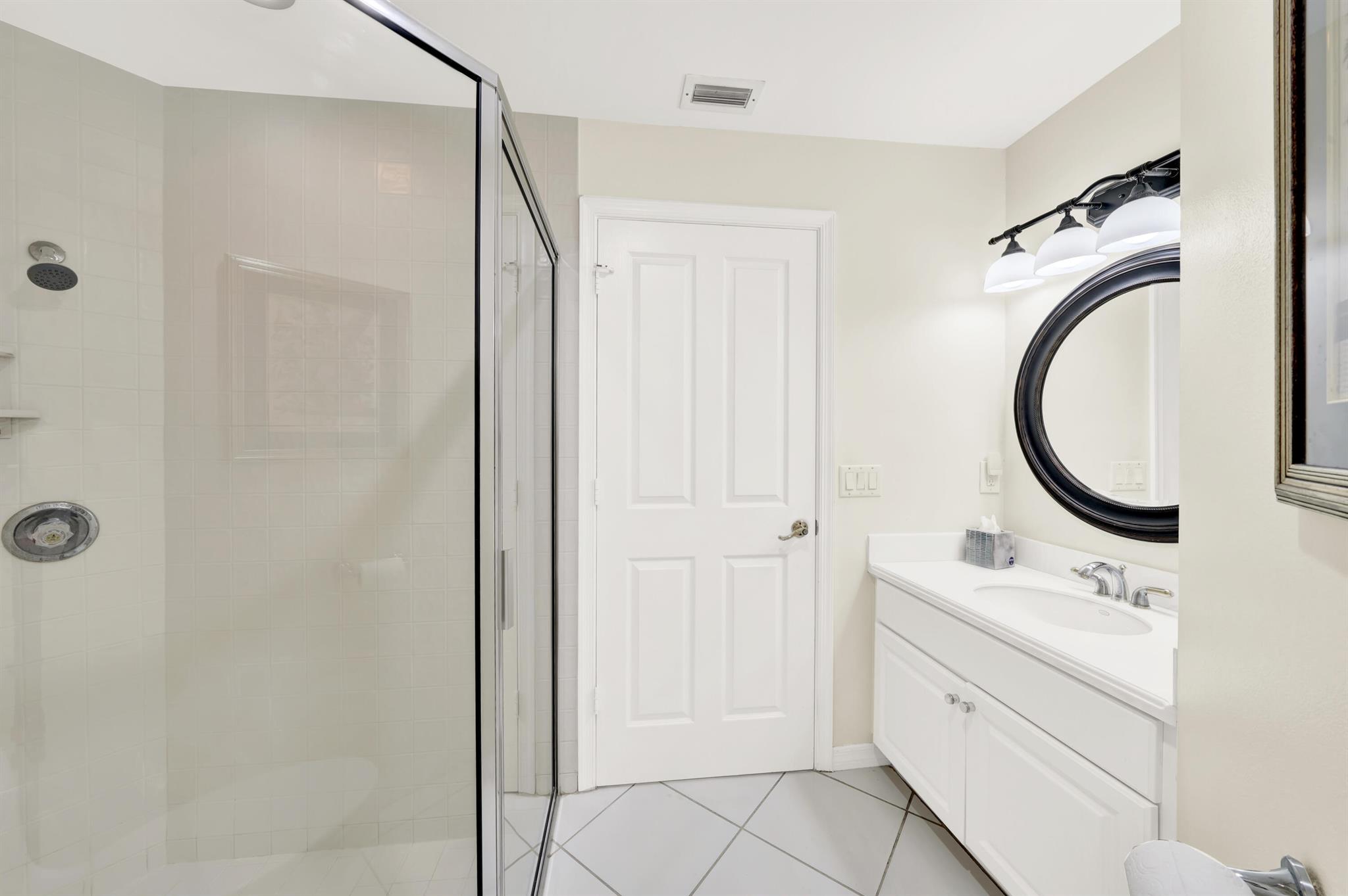 TRACT C OF MISSION BAY - Residential Lease