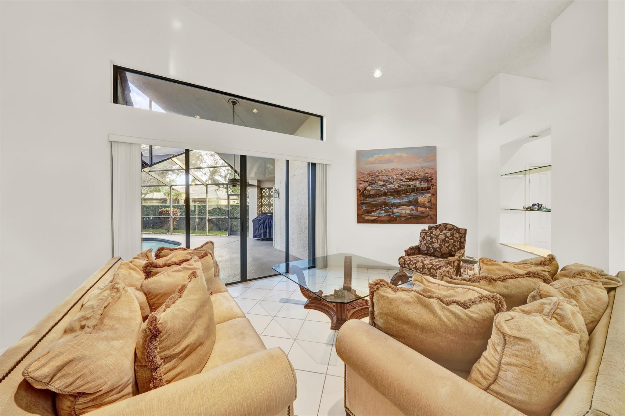 TRACT C OF MISSION BAY - Residential Lease