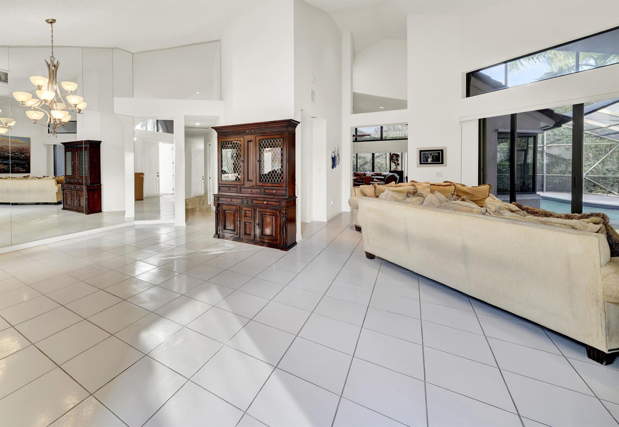 TRACT C OF MISSION BAY - Residential Lease