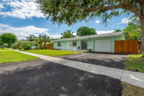 Tiny photo for 1166 SW 4th Street, Boca Raton, FL 33486 (MLS # B26089101)