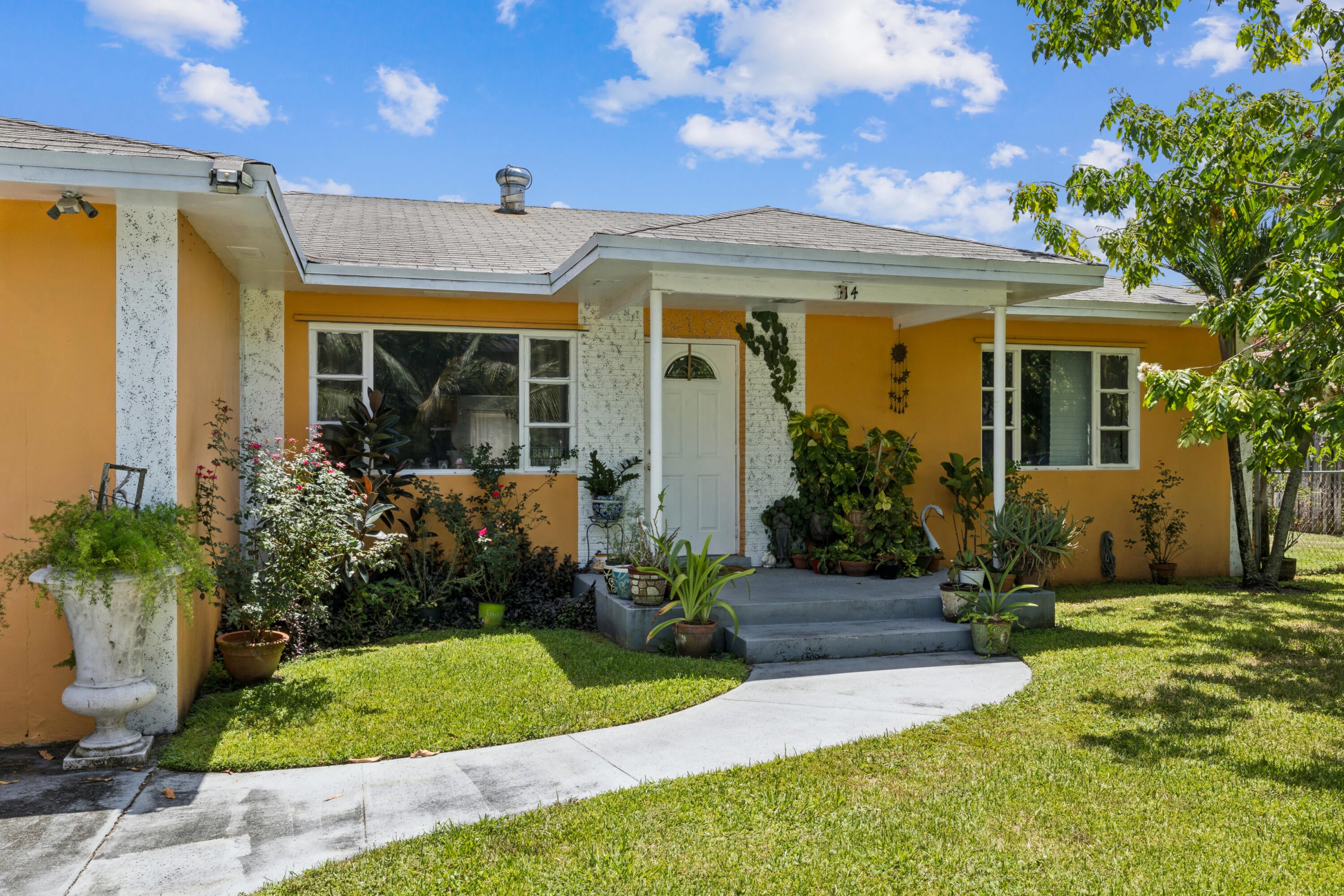 414 W Branch Street