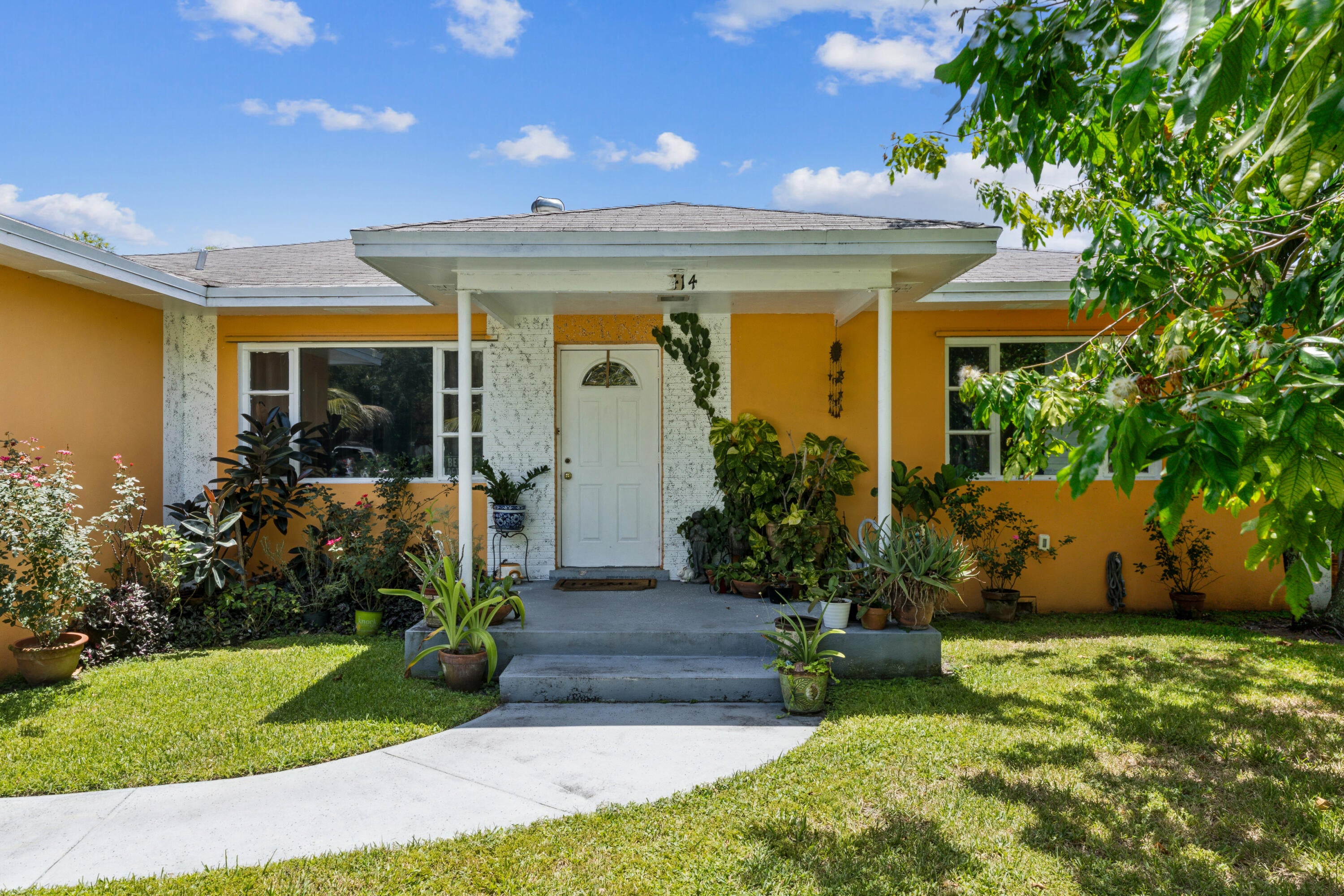 414 W Branch Street