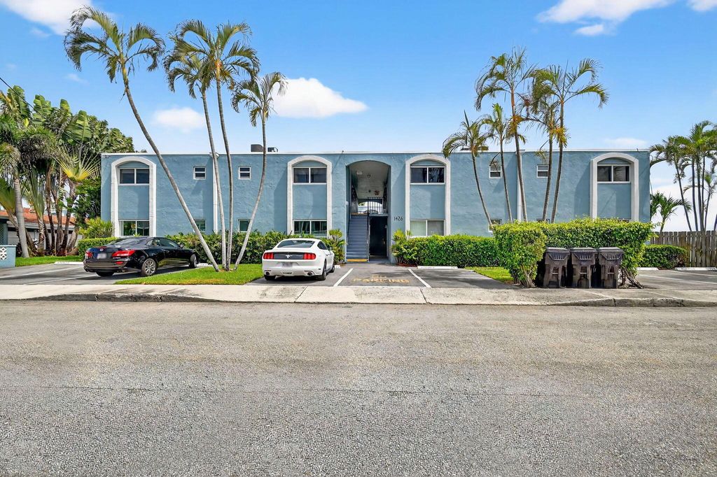 Photo of 1426 S Lakeside Drive #34, Lake Worth Beach, FL 33460 (MLS # R11115340)