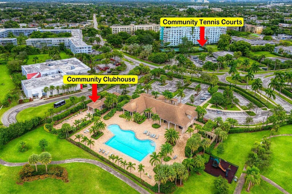 Photo of 4330 HILLCREST Drive #602, Hollywood, FL 33021 (MLS # B26066118)