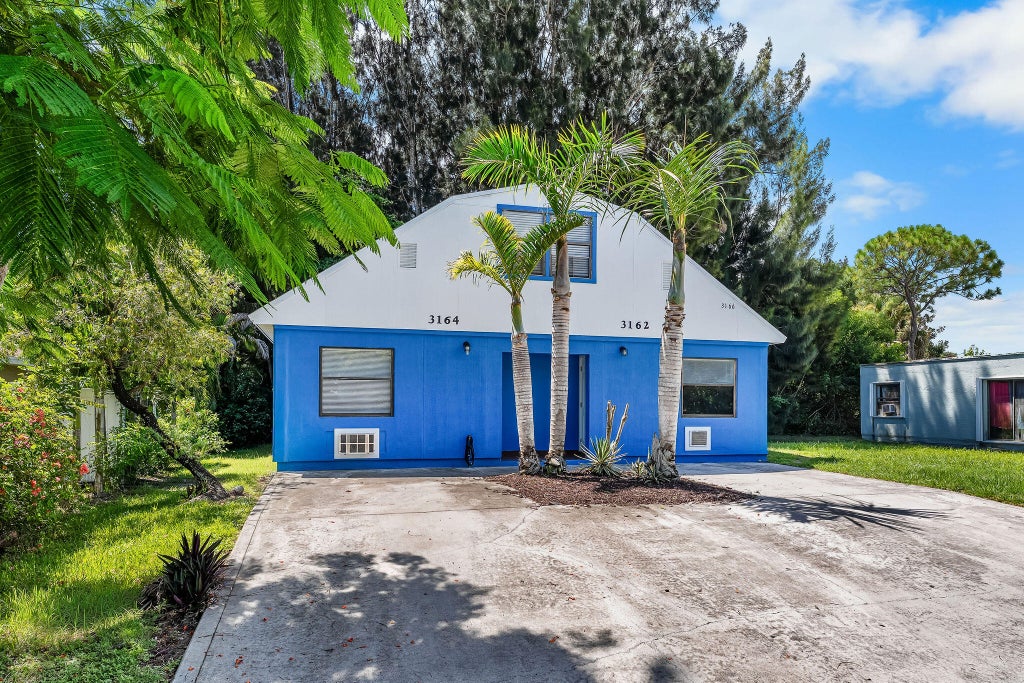 Photo of 3166 SE HAWTHORNE Street, Stuart, FL 34997 (MLS # B26082253)