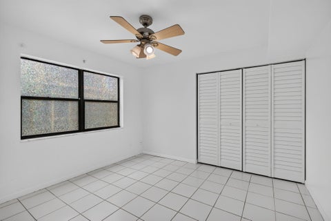 Tiny photo for 301 N Pine Island Road #162, Plantation, FL 33324 (MLS # B26086930)