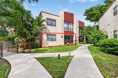 Photo of 301 N Pine Island Road #162, Plantation, FL 33324 (MLS # B26086930)