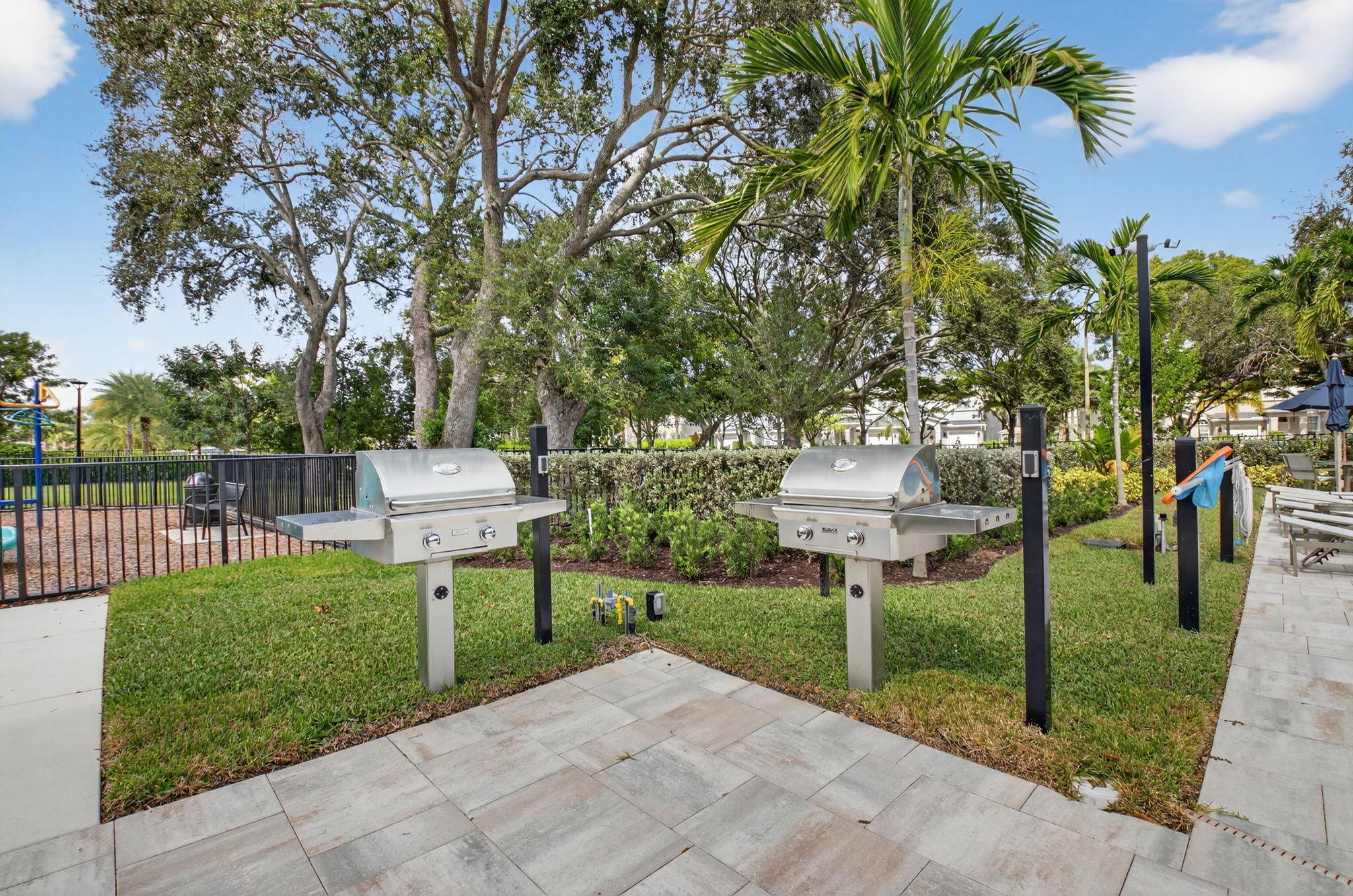 ENCLAVE AT SHERWOOD - Residential