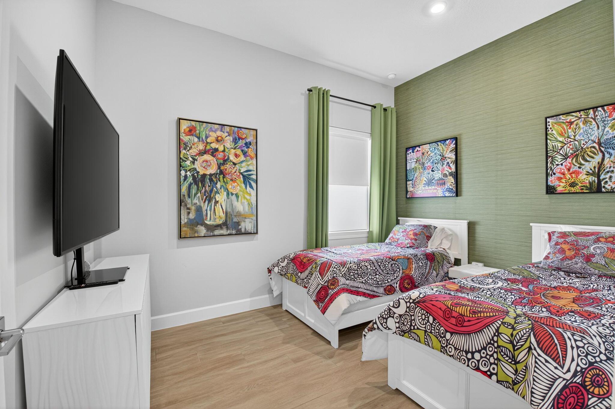 ENCLAVE AT SHERWOOD - Residential