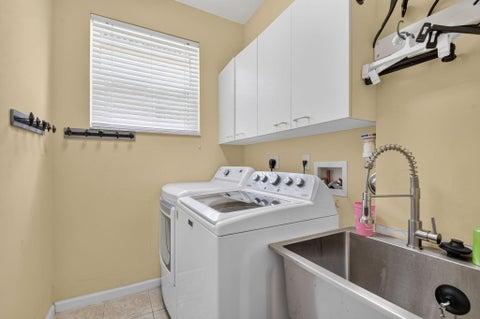 Tiny photo for 2142 Balsan Way, Wellington, FL 33414 (MLS # B26047578)
