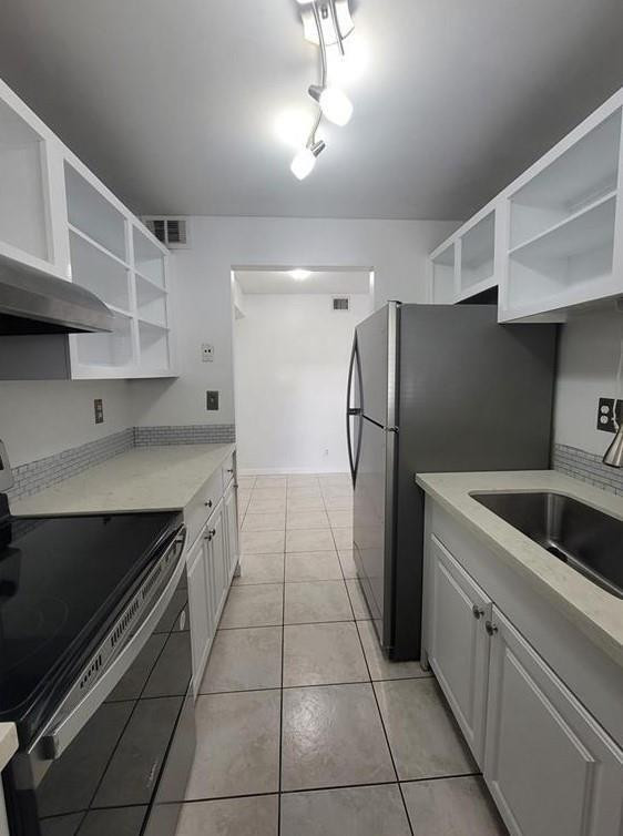 2949 Riverside Drive 124