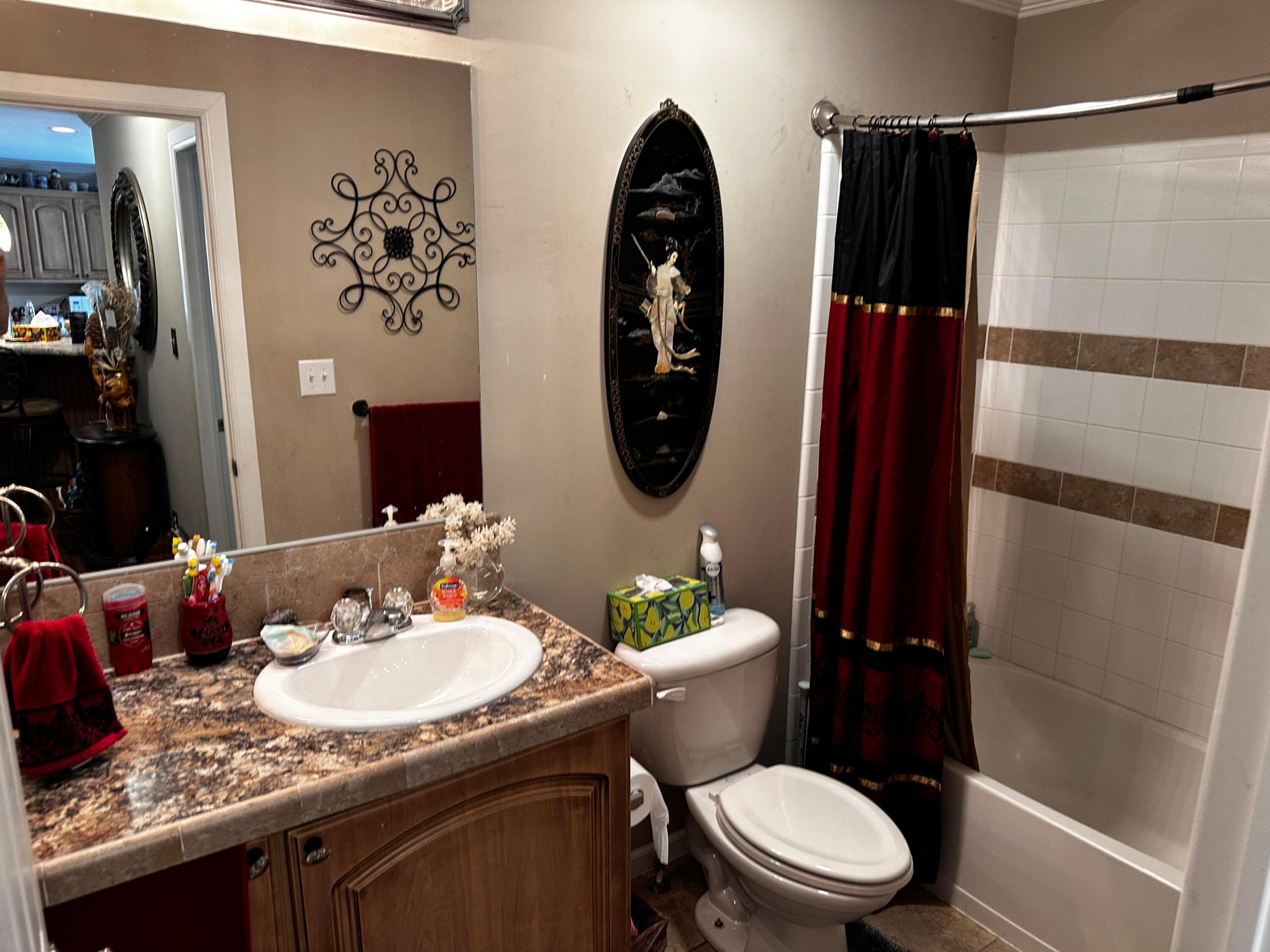 TROPICAL PARADISE - Residential