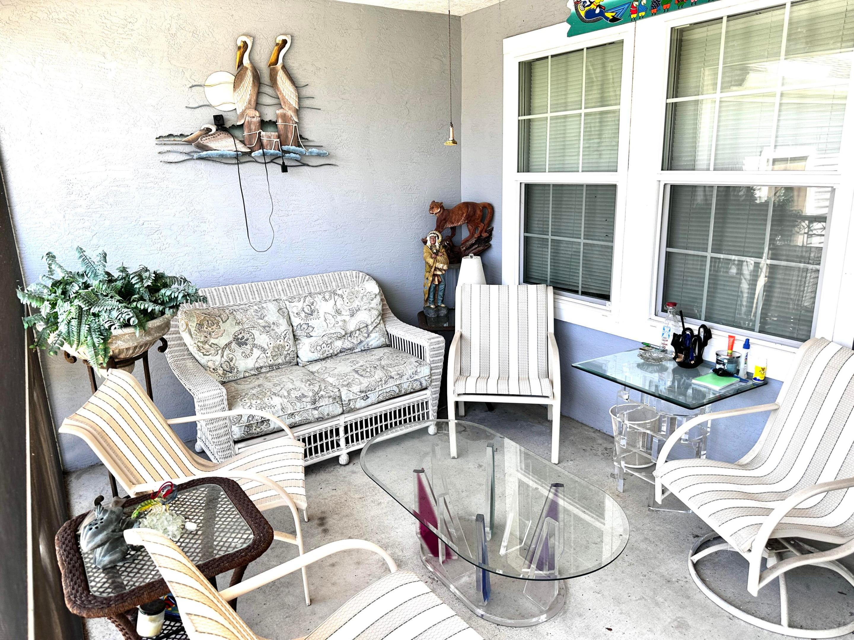 TROPICAL PARADISE - Residential