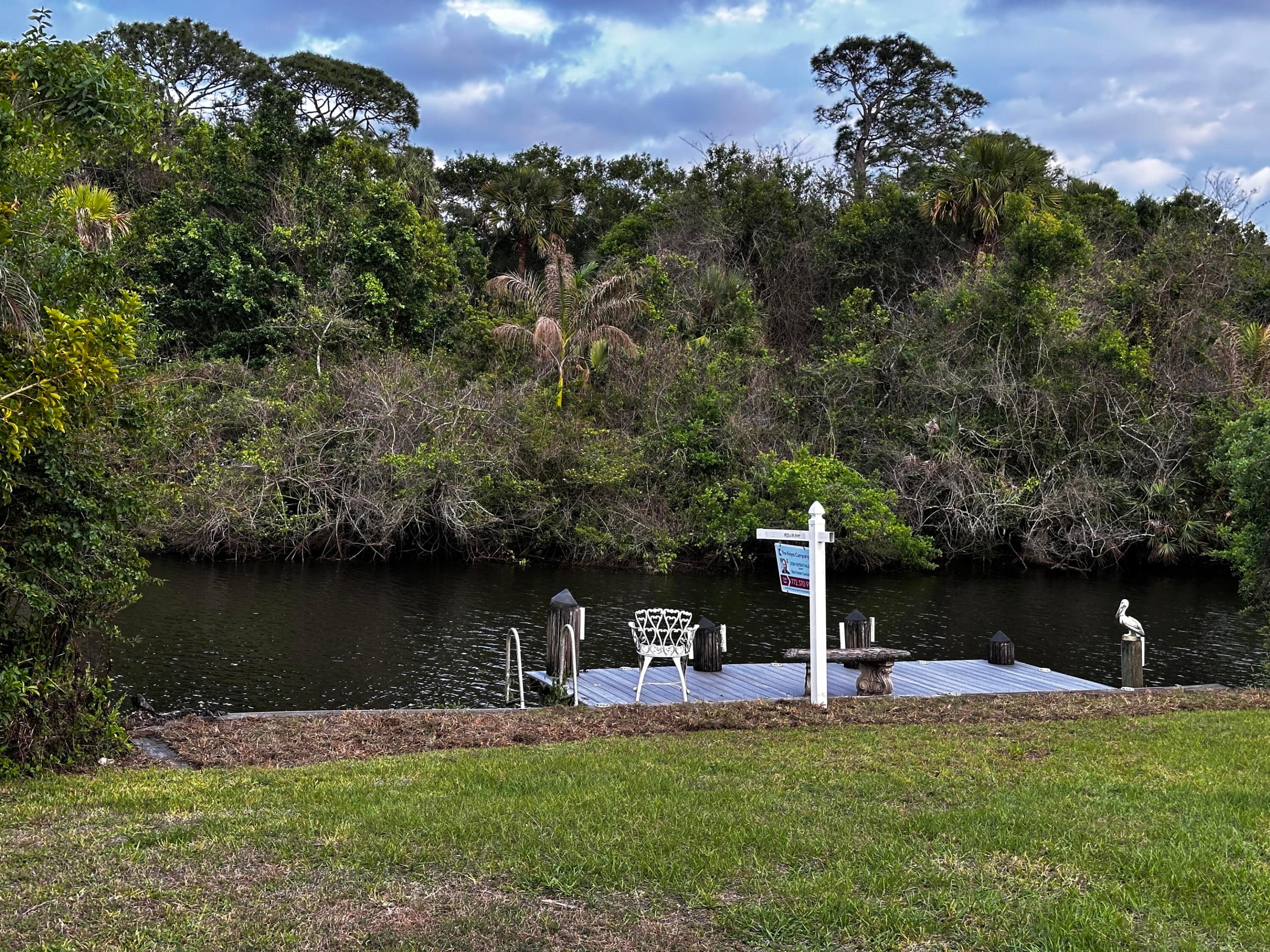 TROPICAL PARADISE - Residential