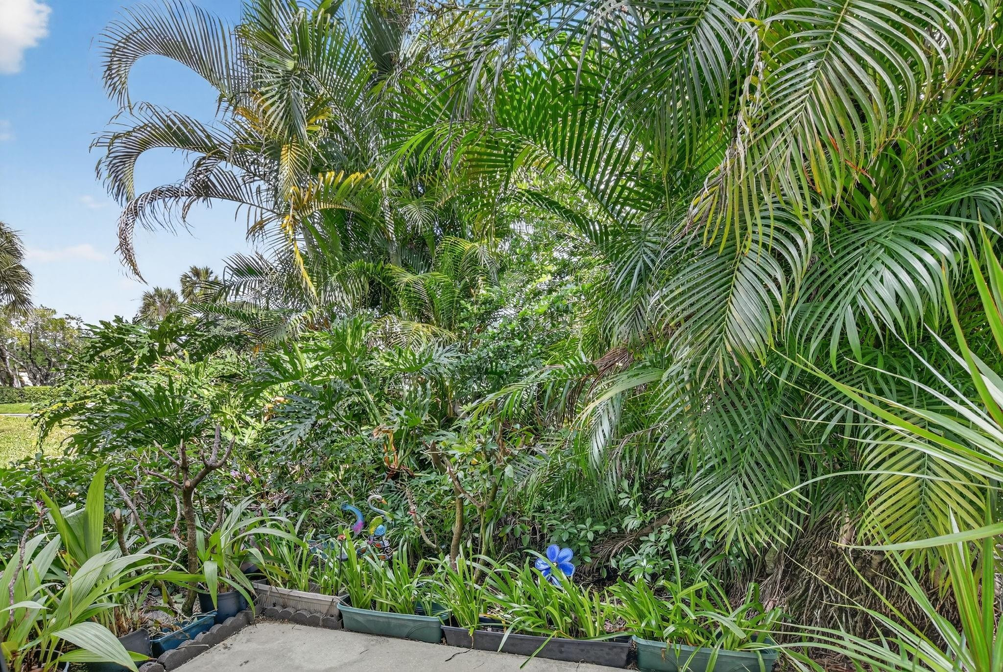 FAIRWAYS BOCA LAGO - Residential