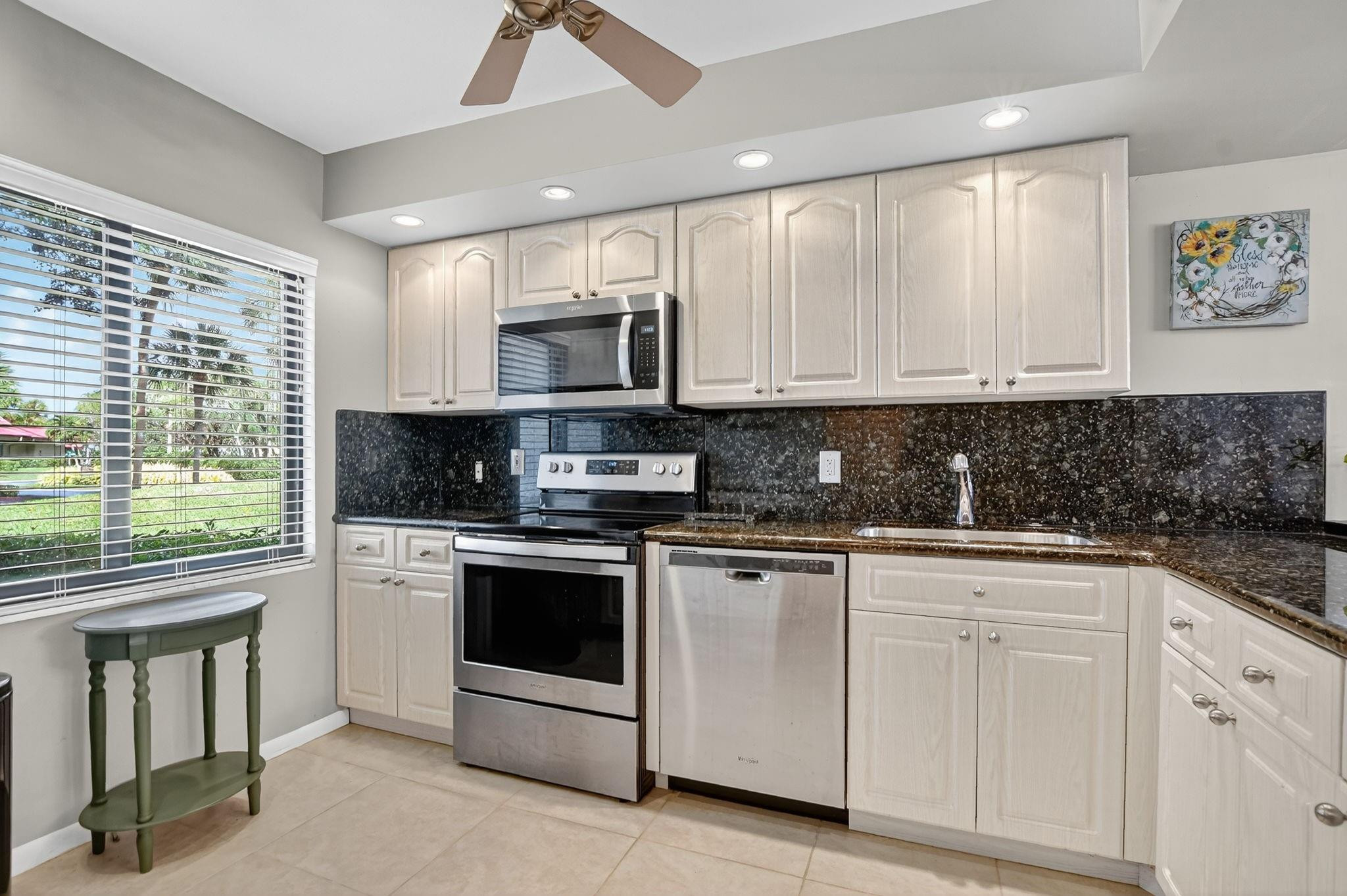 FAIRWAYS BOCA LAGO - Residential