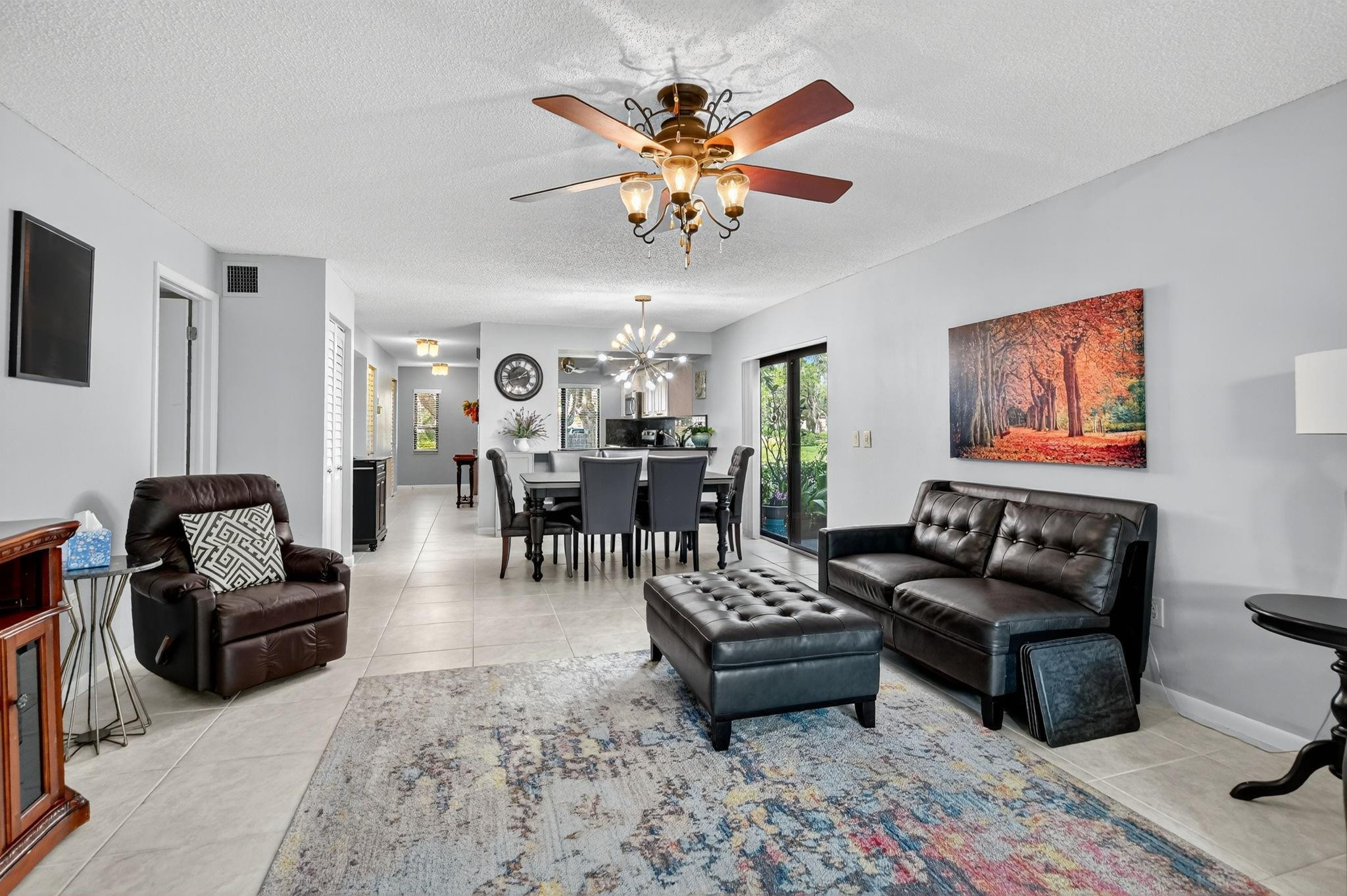 FAIRWAYS BOCA LAGO - Residential