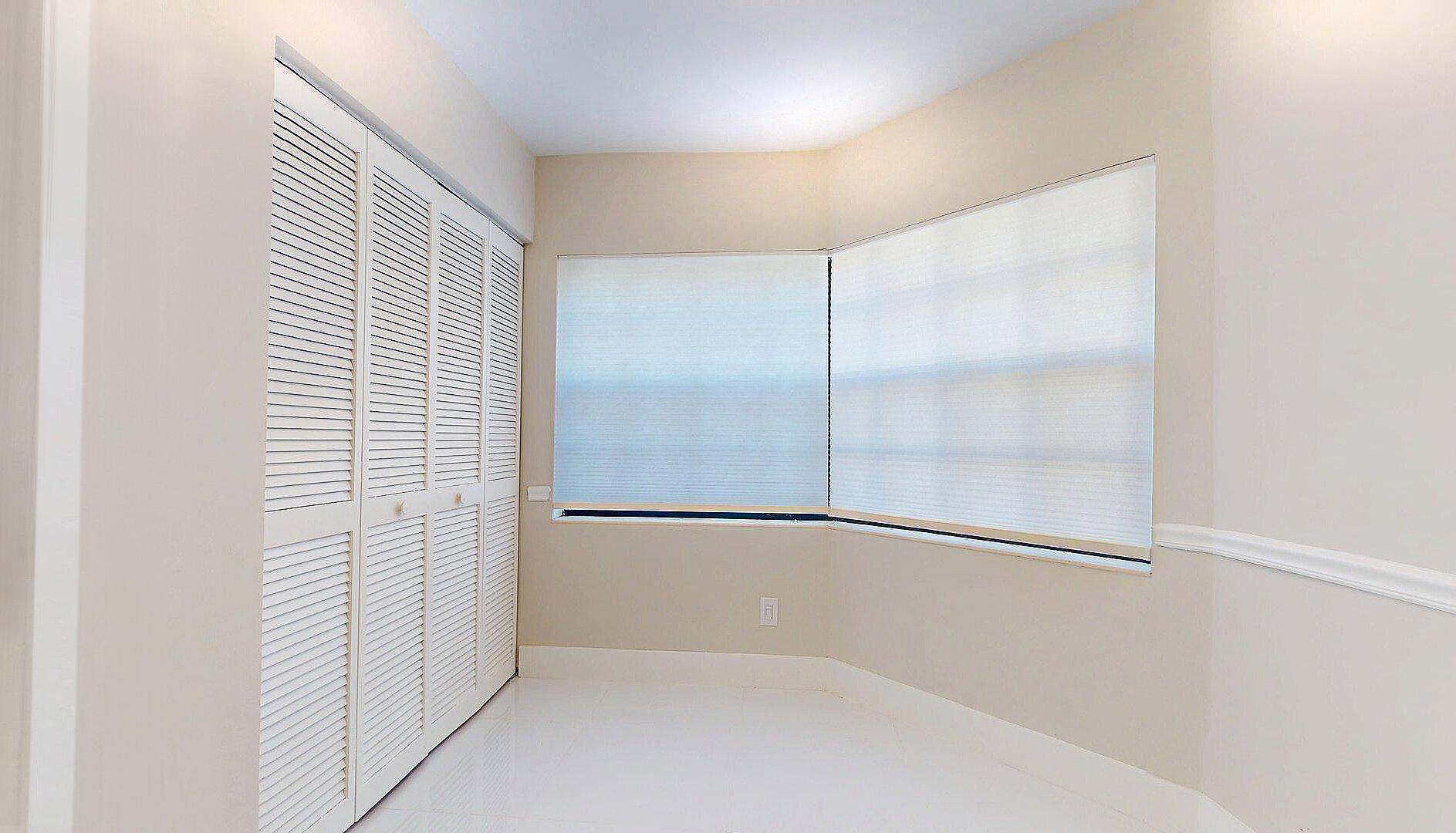 PARKWALK 2 - Residential Lease