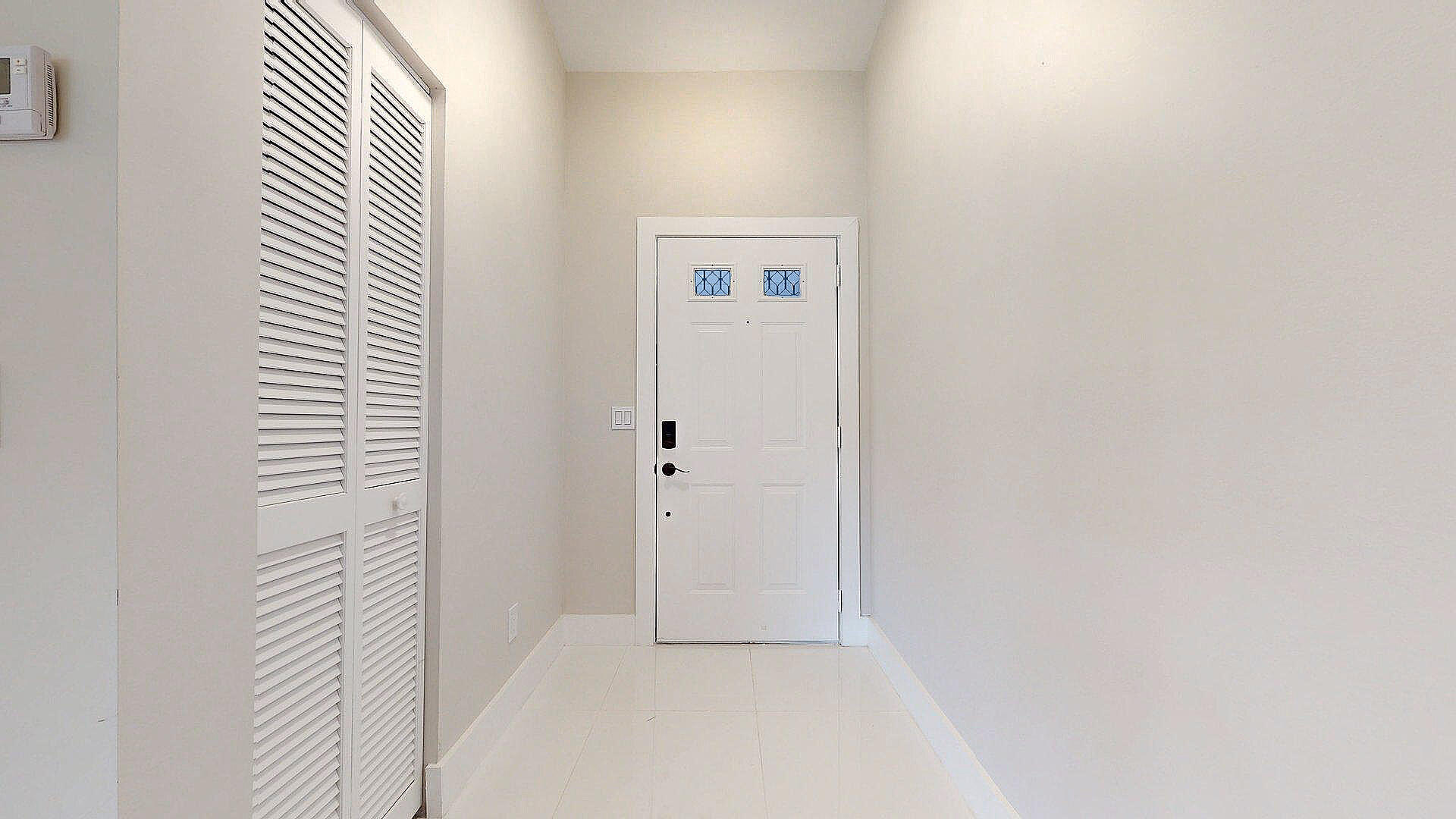 PARKWALK 2 - Residential Lease