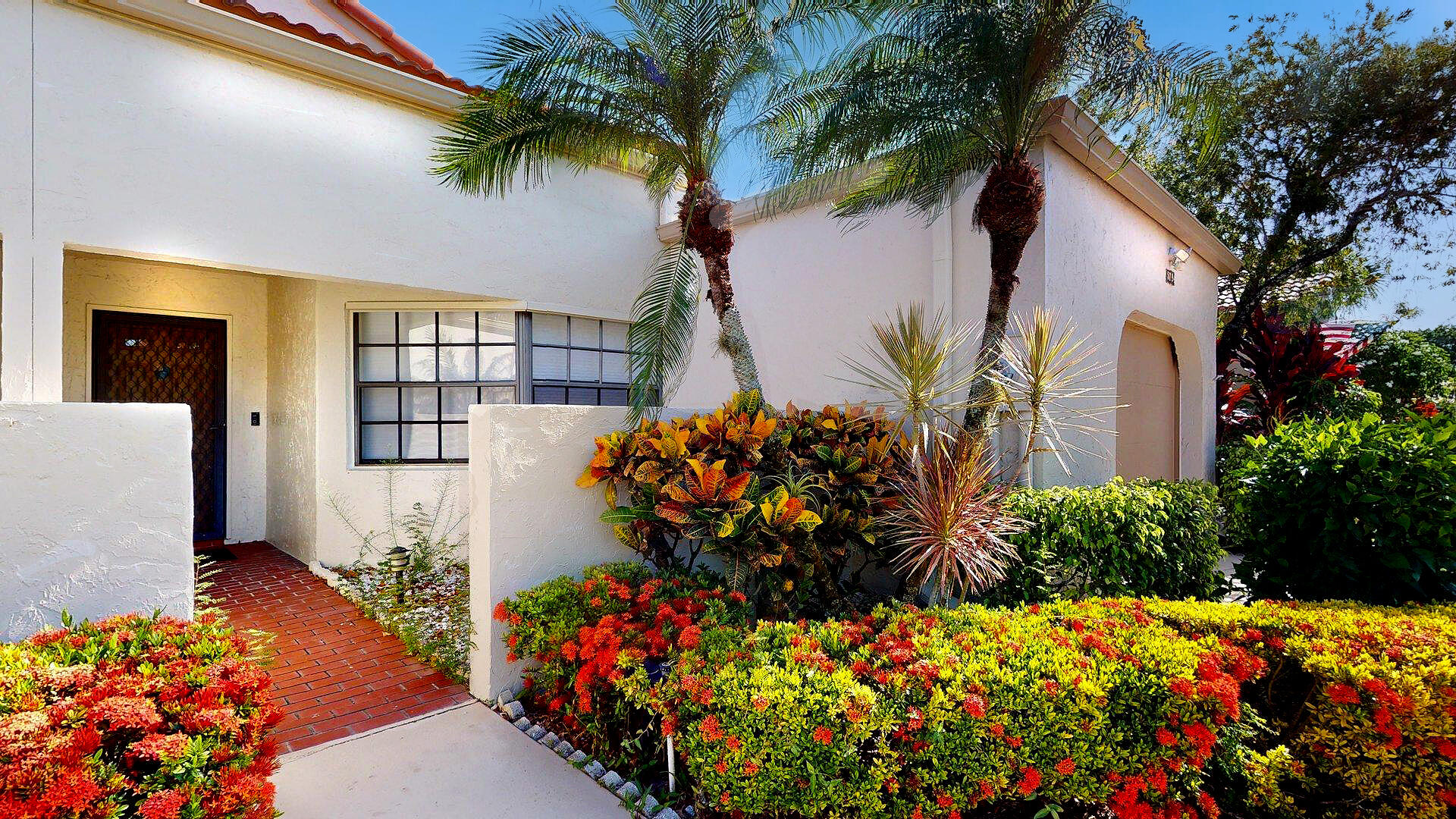 PARKWALK 2 - Residential Lease