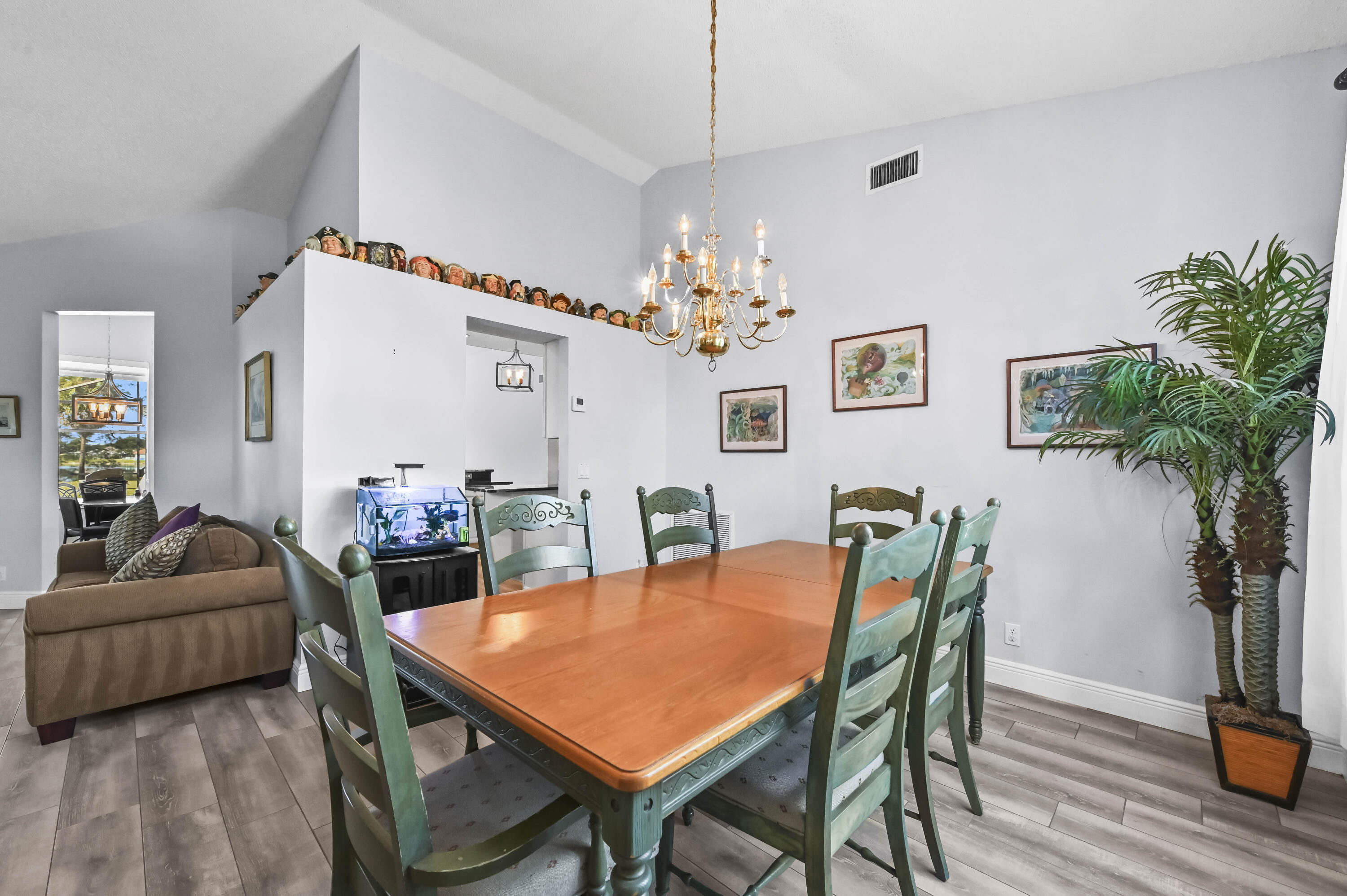 LEGEND LAKE ESTATES - Residential