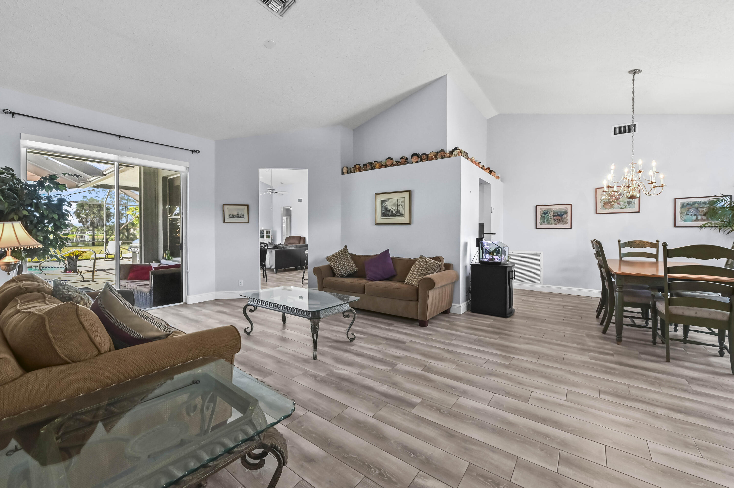 LEGEND LAKE ESTATES - Residential