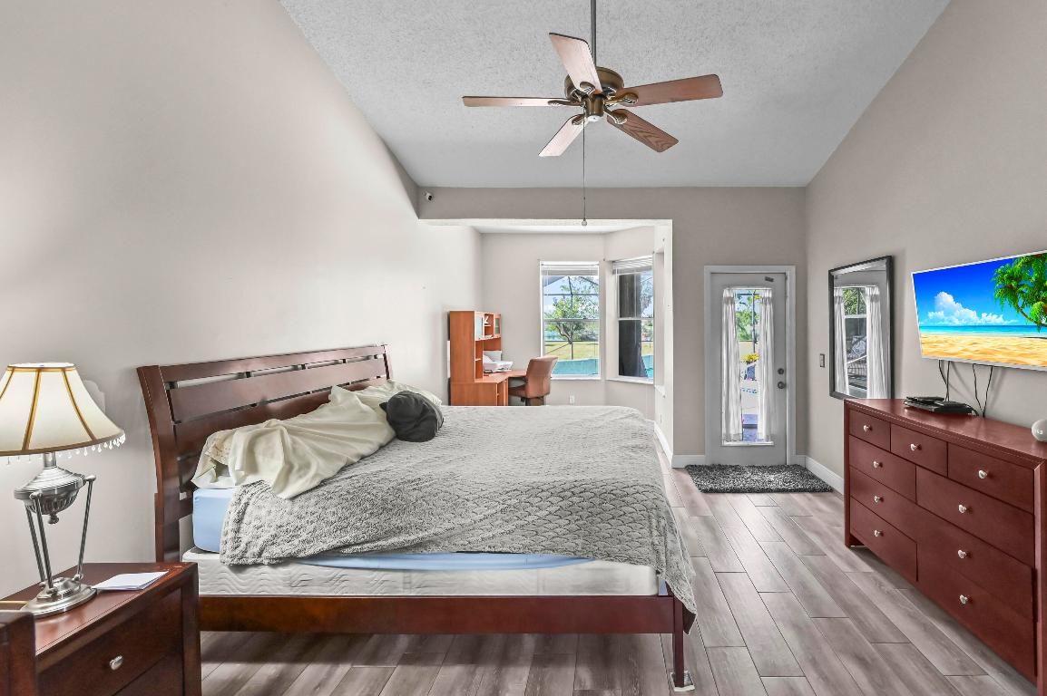 LEGEND LAKE ESTATES - Residential