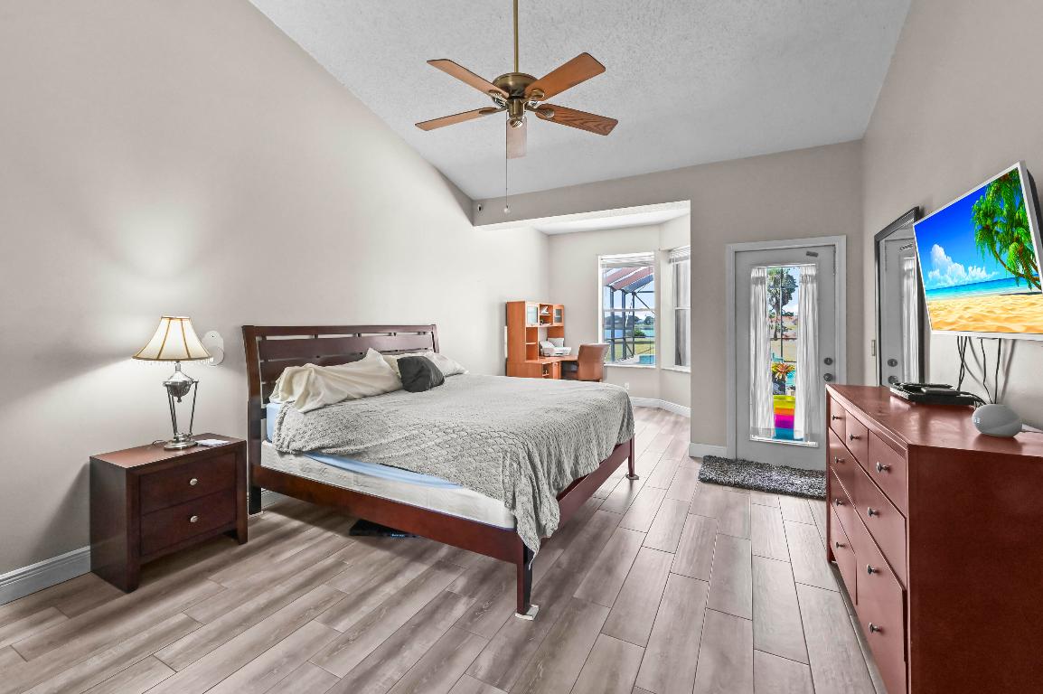 LEGEND LAKE ESTATES - Residential