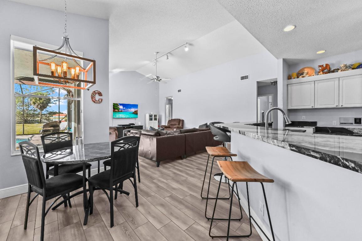 LEGEND LAKE ESTATES - Residential