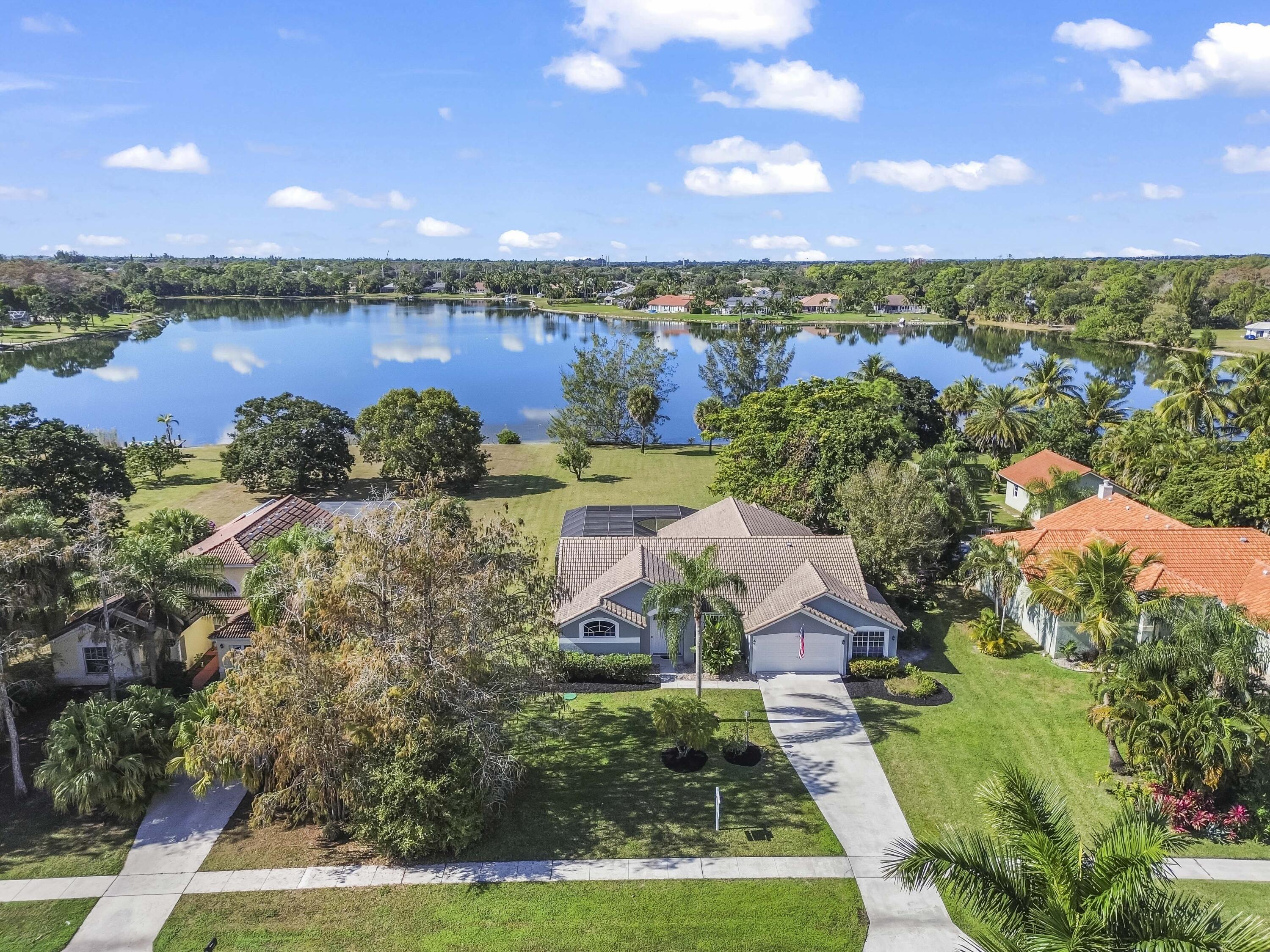 LEGEND LAKE ESTATES - Residential