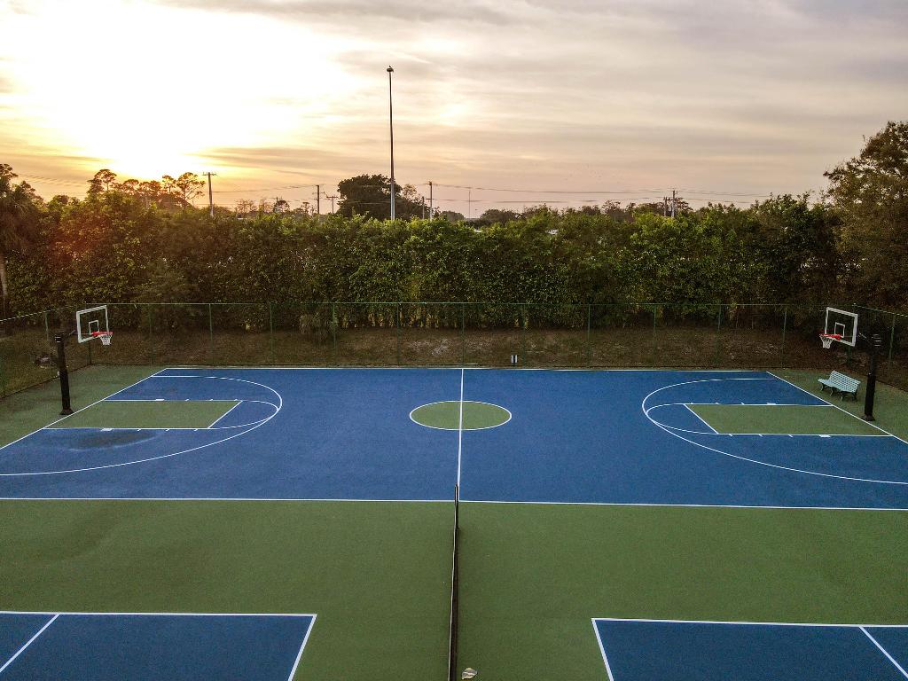 LEGEND LAKE ESTATES - Residential