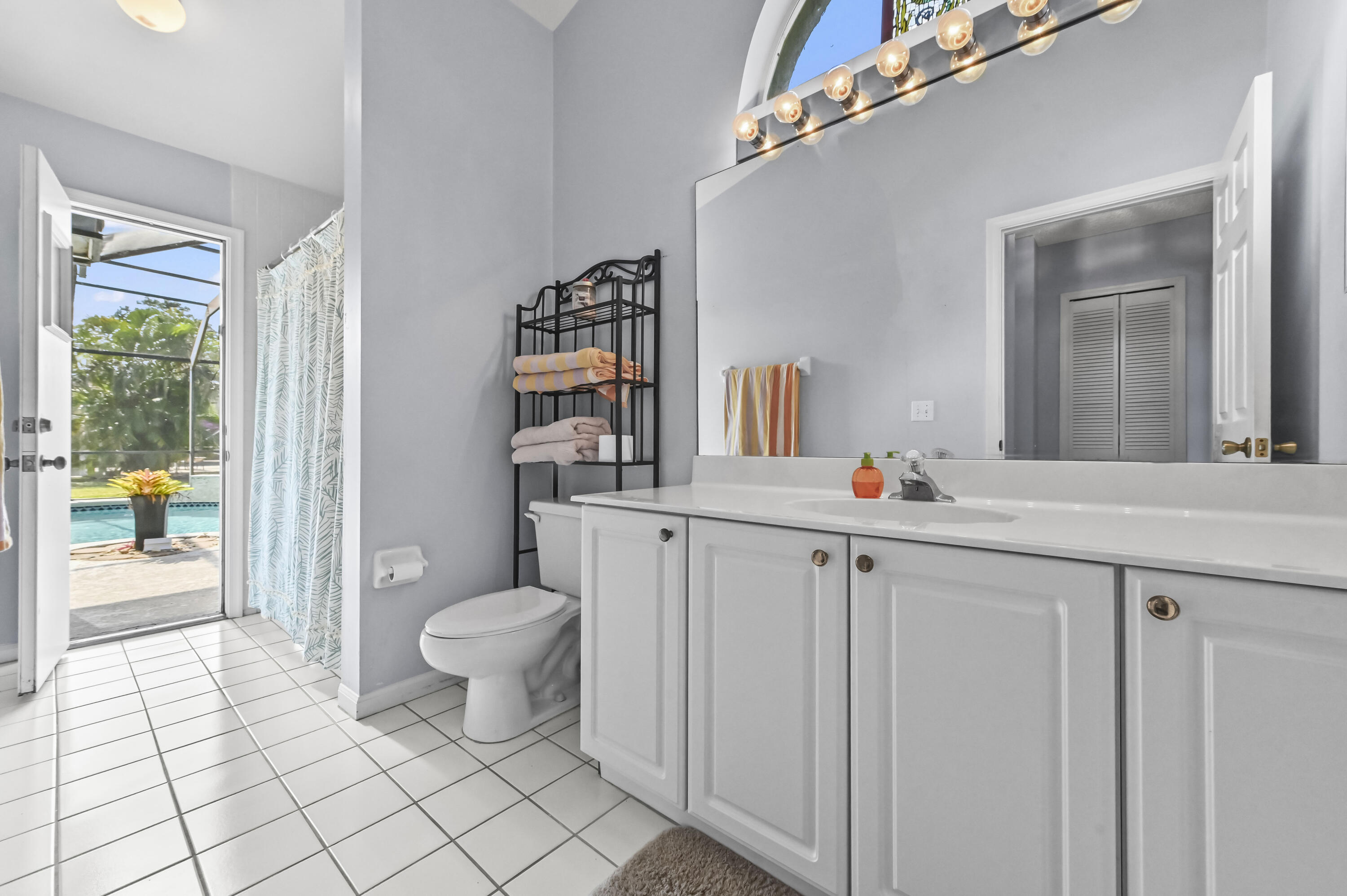 LEGEND LAKE ESTATES - Residential