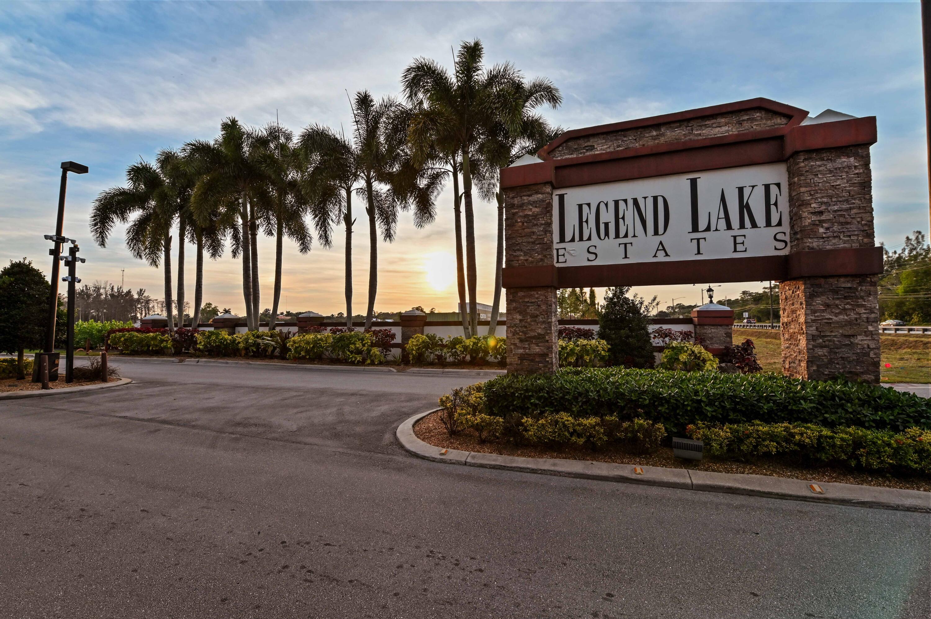LEGEND LAKE ESTATES - Residential