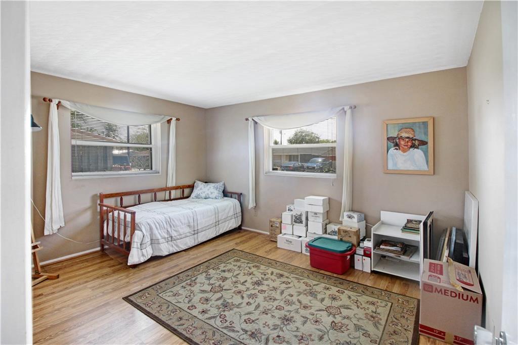 Cresthaven 11 53-41 B - Residential