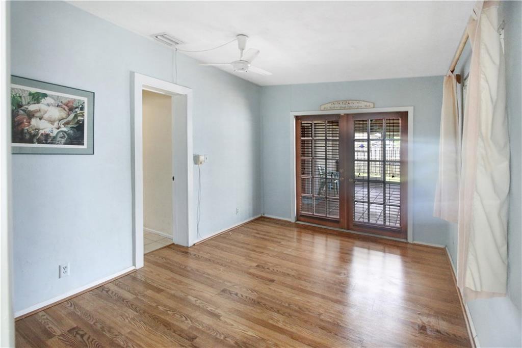 Cresthaven 11 53-41 B - Residential