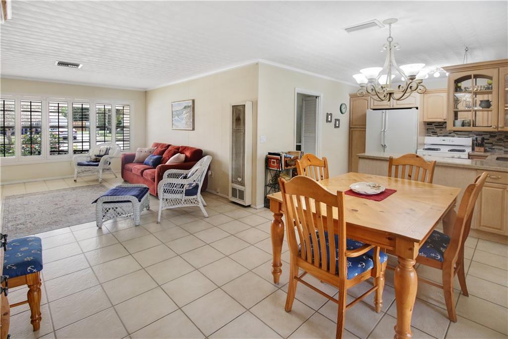 Cresthaven 11 53-41 B - Residential