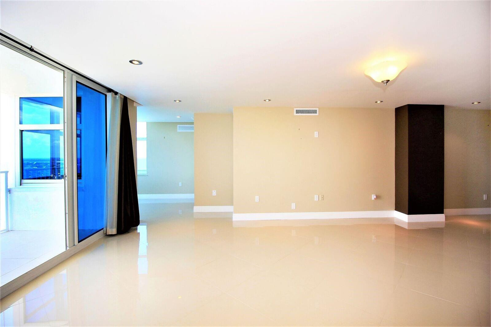 1360 S Ocean Boulevard 2806