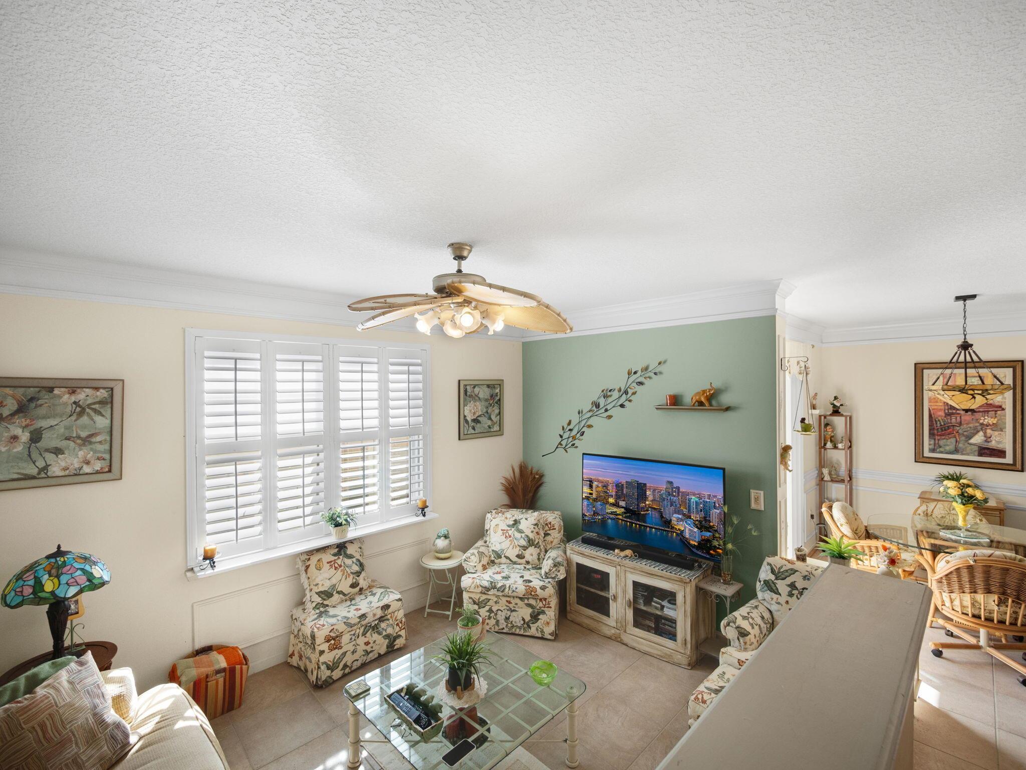 155 Galicia Way 206