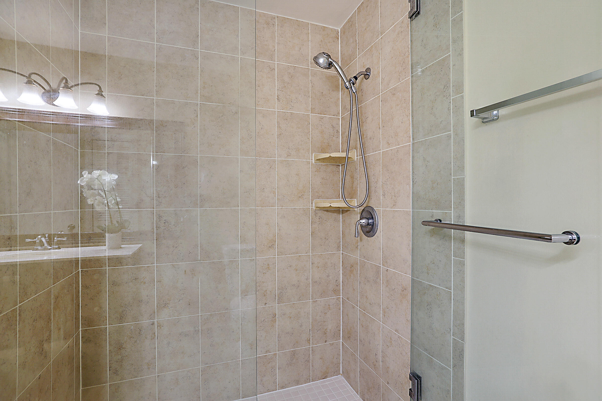 SOUTH SHORE 2 OF WELLINGTON - Residential